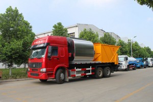 重汽后双桥同步碎石封层车