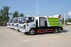 东风多利卡5-7立方洒水车（全国包上蓝牌）