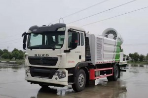 重汽豪沃单桥12吨多功能抑尘车