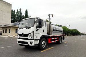 陕汽轩德10方智能沥青洒布车